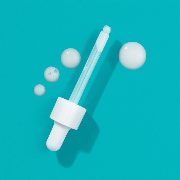 First Aid Beauty Facial Radiance Niacinamide Dark Spot Serum 28.3g