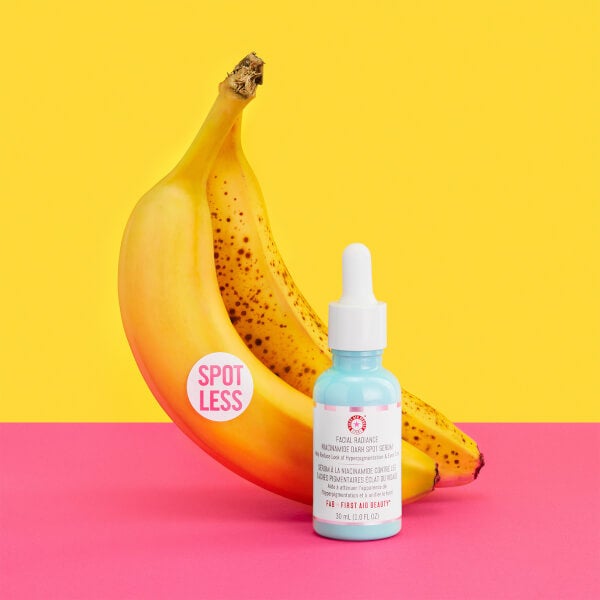 First Aid Beauty Facial Radiance Niacinamide Dark Spot Serum 28.3g