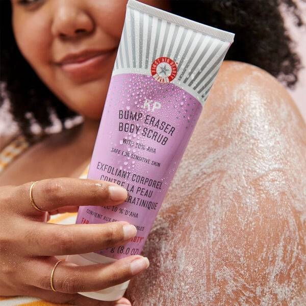 First Aid Beauty KP Bump Eraser Body Scrub With 10% AHA 283.5g