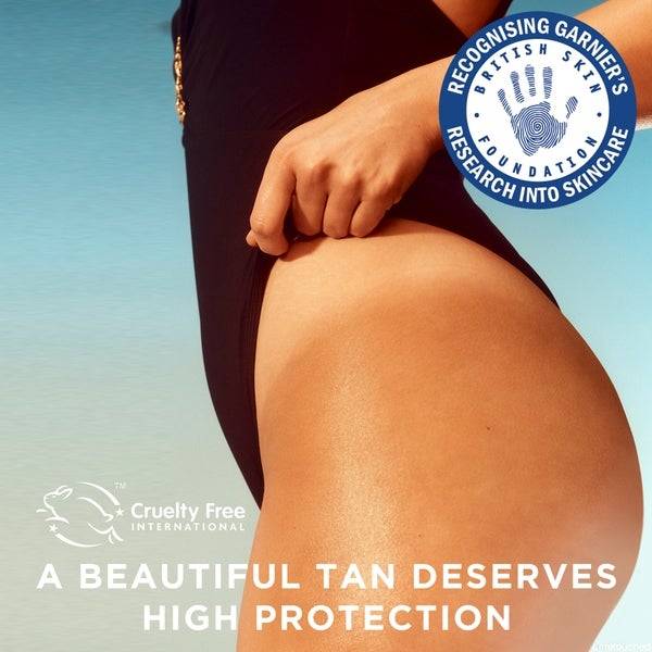 Garnier Ambre Solaire Ideal Bronze Milk-In Tanning Spray For Face And Body SPF30 150ml