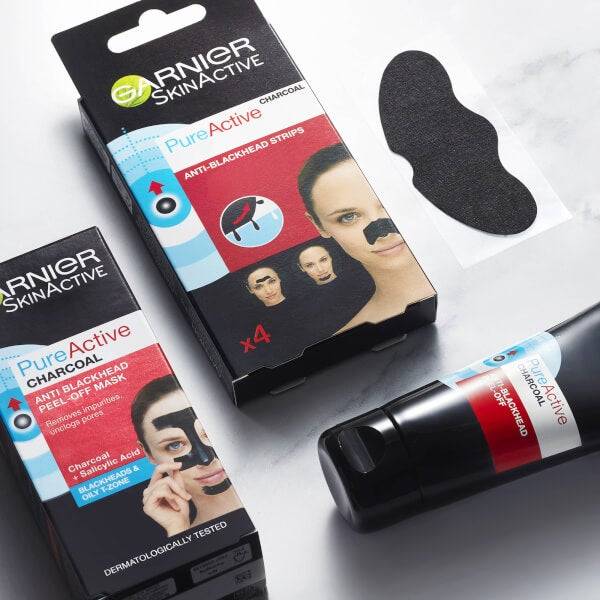 Garnier Pure Active Charcoal Anti-Blackhead Nose Strips X 4