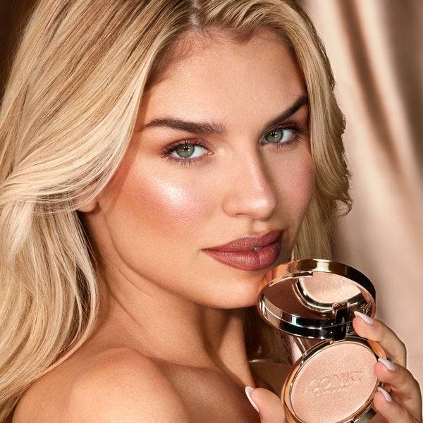 ICONIC London Lit And Luminous Baked Highlighter 16g