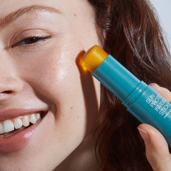 KIKO Milano Sun Protection Invisible Stick SPF 50 10g