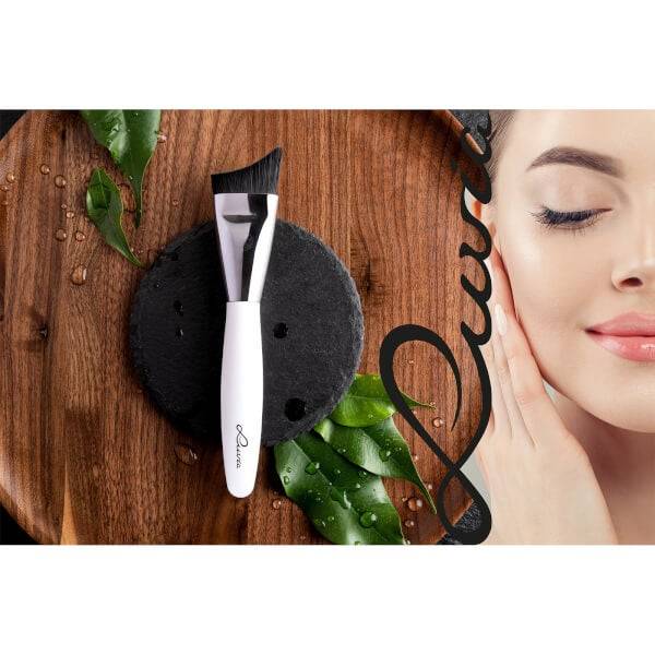 Luvia Moisturiser Brush