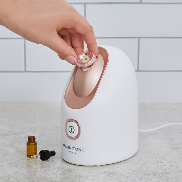 MAGNITONE London SteamAhead2 Hydrating Facial Nano Steamer