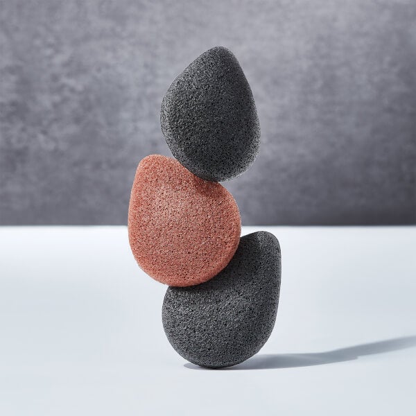 PURITO JEJU Volcanic Scoria Konjac Sponge 7g