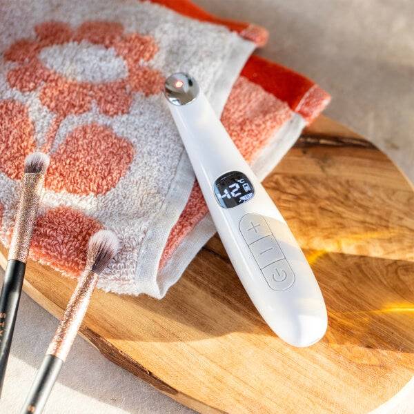 StylPro Bags Be Gone Heated Eye Massager