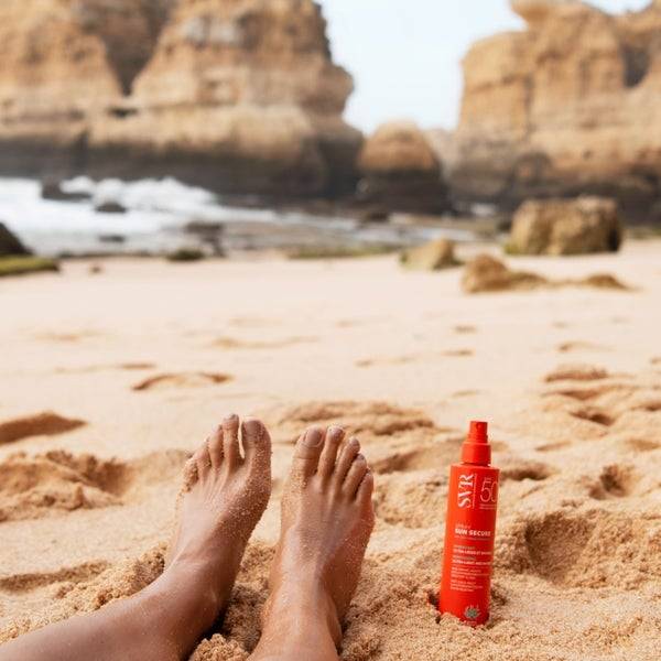 SVR SUN SECURE Face And Body Spray SPF50+ 200ml