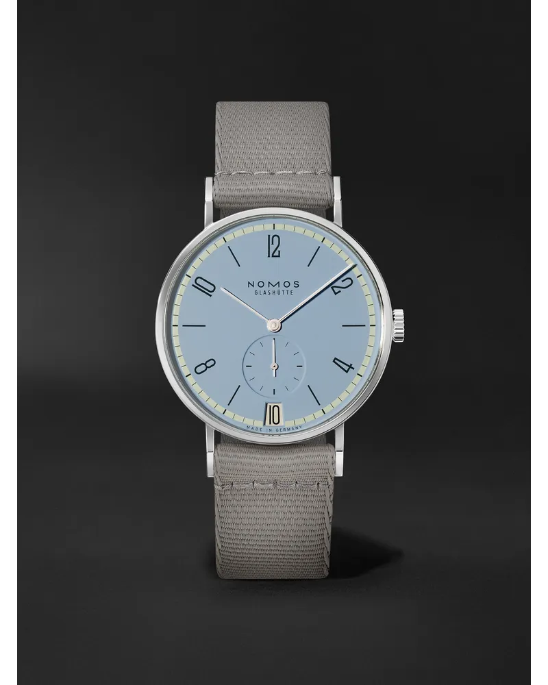 NOMOS Glashütte Tangente 38 Date Frostblau – 375 Mm Uhr Aus Edelstahl Mit Handaufzug Und Textilarmband In Limitierter Auflage Ref. Nr.: 179.S23 Blau