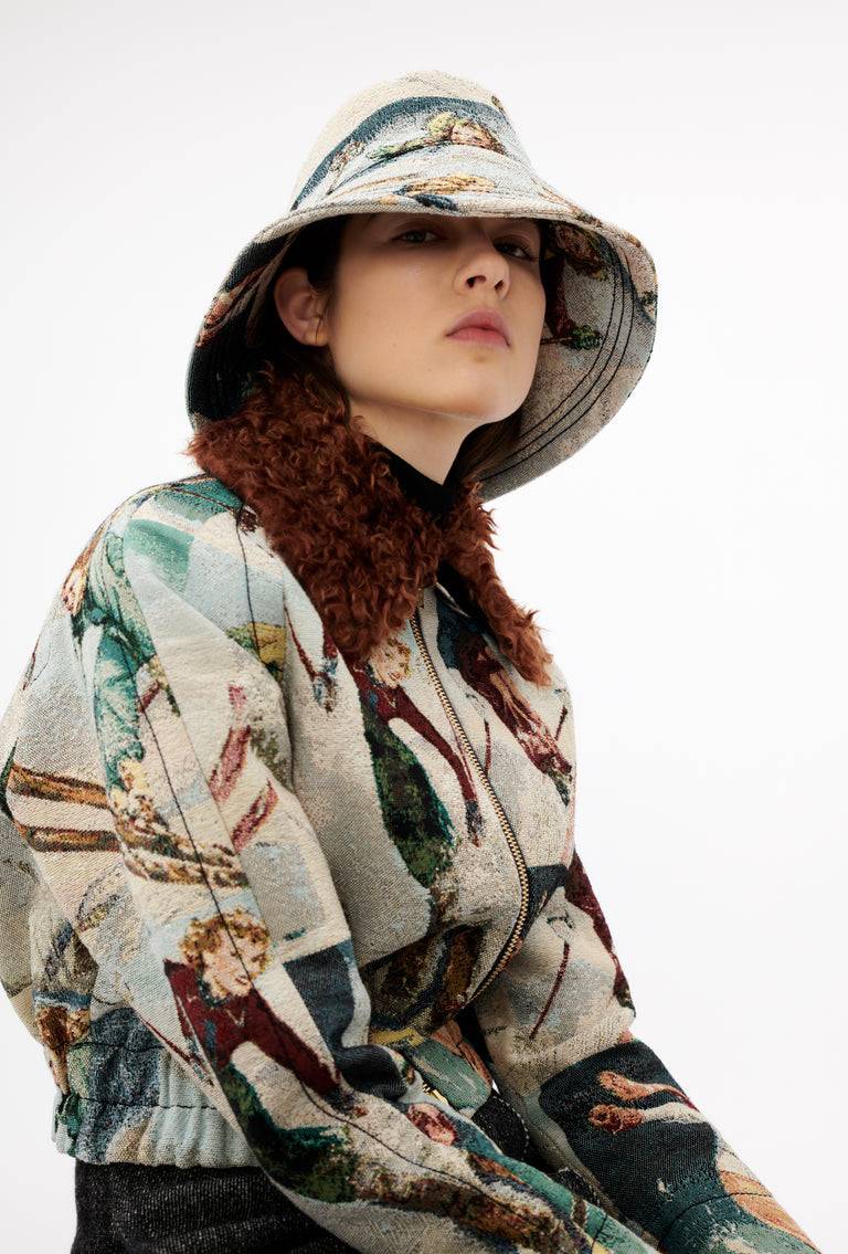 Odeeh Alpine Postcards Hut, Multicolor