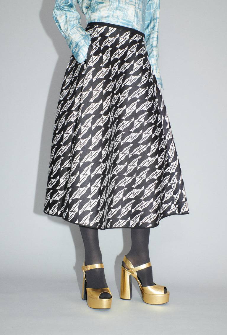 Odeeh Floating Objects Rock, Black White