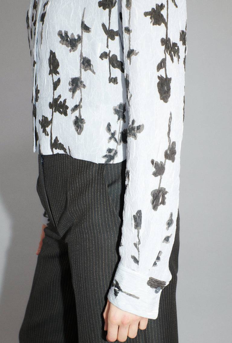 Odeeh Flower Items On Crushed Crepe Bluse, Airblue