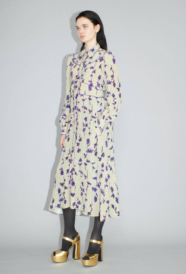 Odeeh Flower Items On Crushed Crepe Kleid, Almond