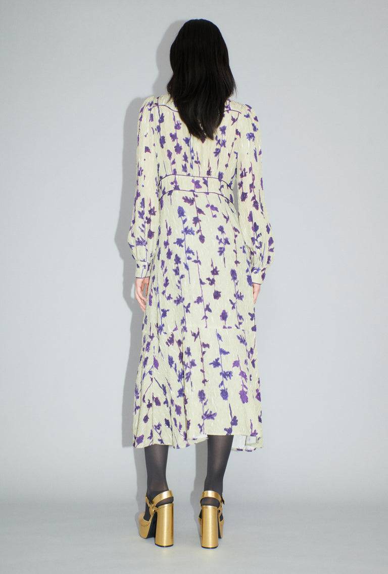 Odeeh Flower Items On Crushed Crepe Kleid, Almond