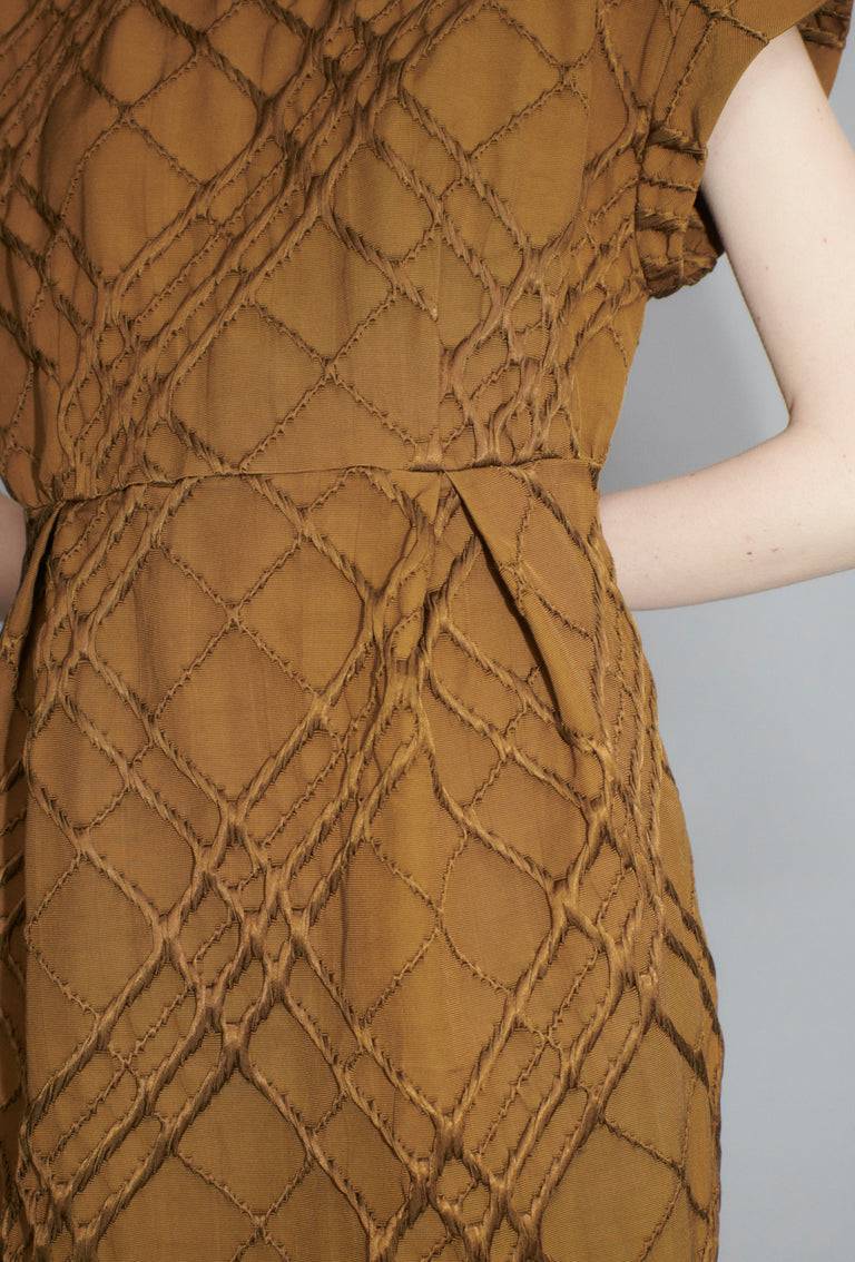 Odeeh Relief Rhombs Kleid, Shellac