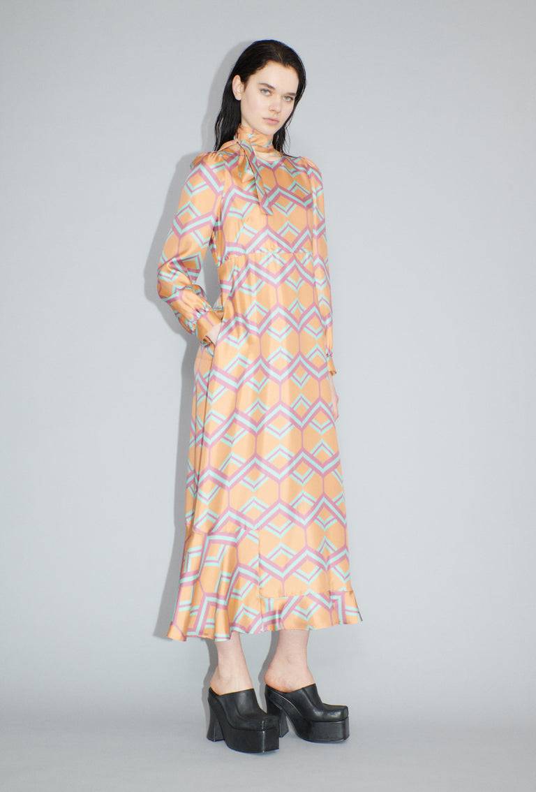 Odeeh Ribbon Zig Zag Kleid, Pale Peach