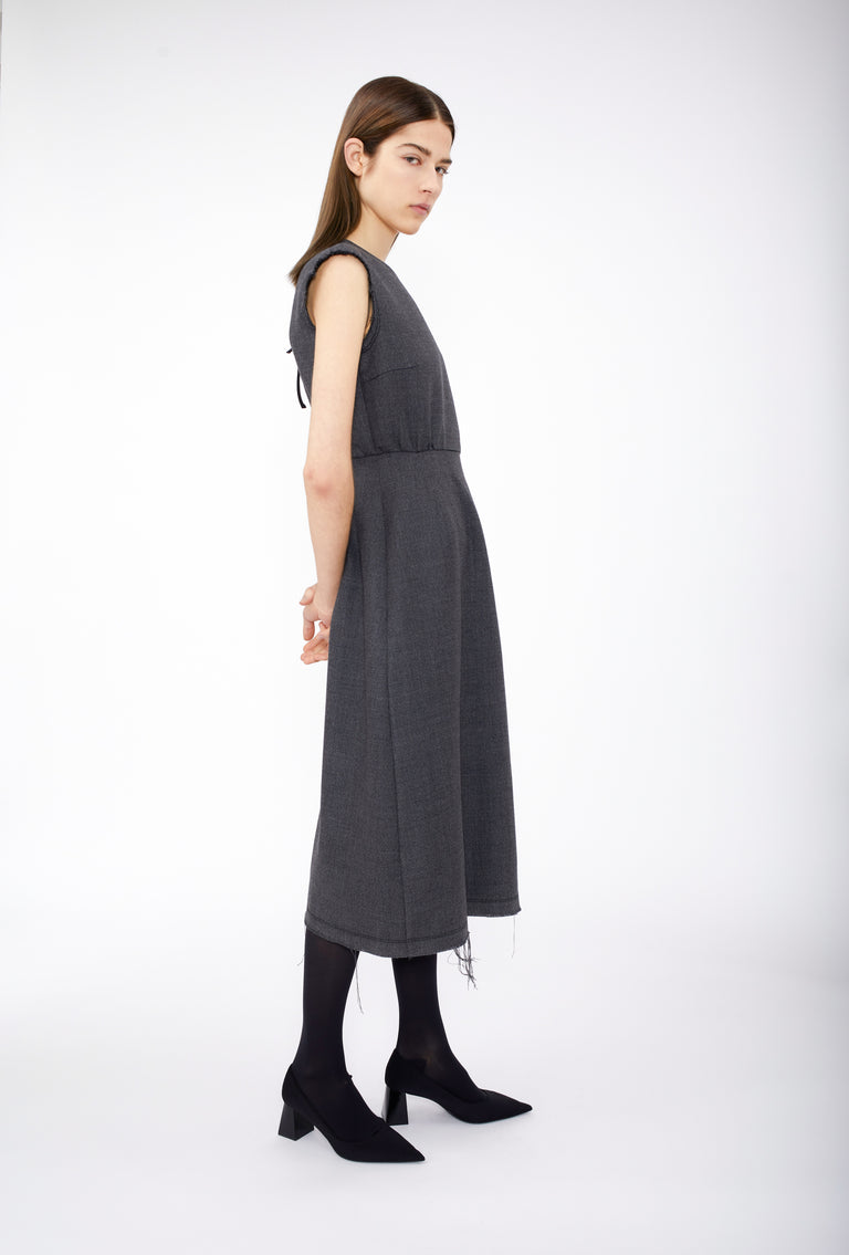 Odeeh Savile Row Wool Pique Kleid, Charcoal