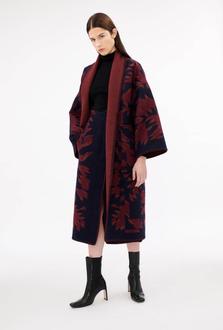 Odeeh Tape Origami Mantel, Burgundy