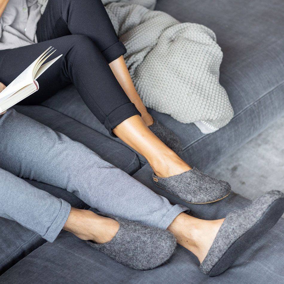 Original Haferl Filz Hausschuhe | Steinschaf Grau