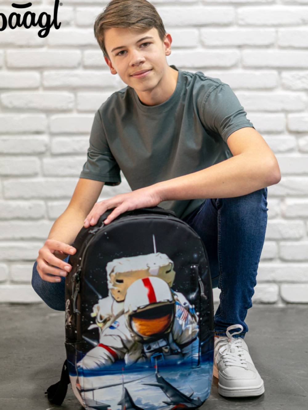 BAAGL EARTh - Cosmonaut By Caer8th Rucksack