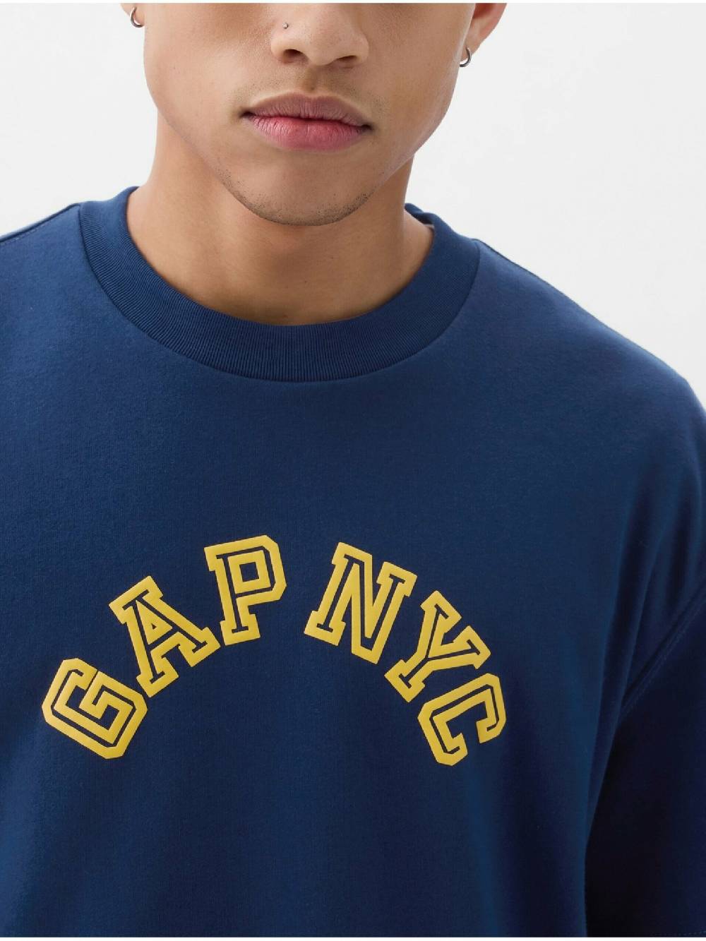 GAP T-Shirt