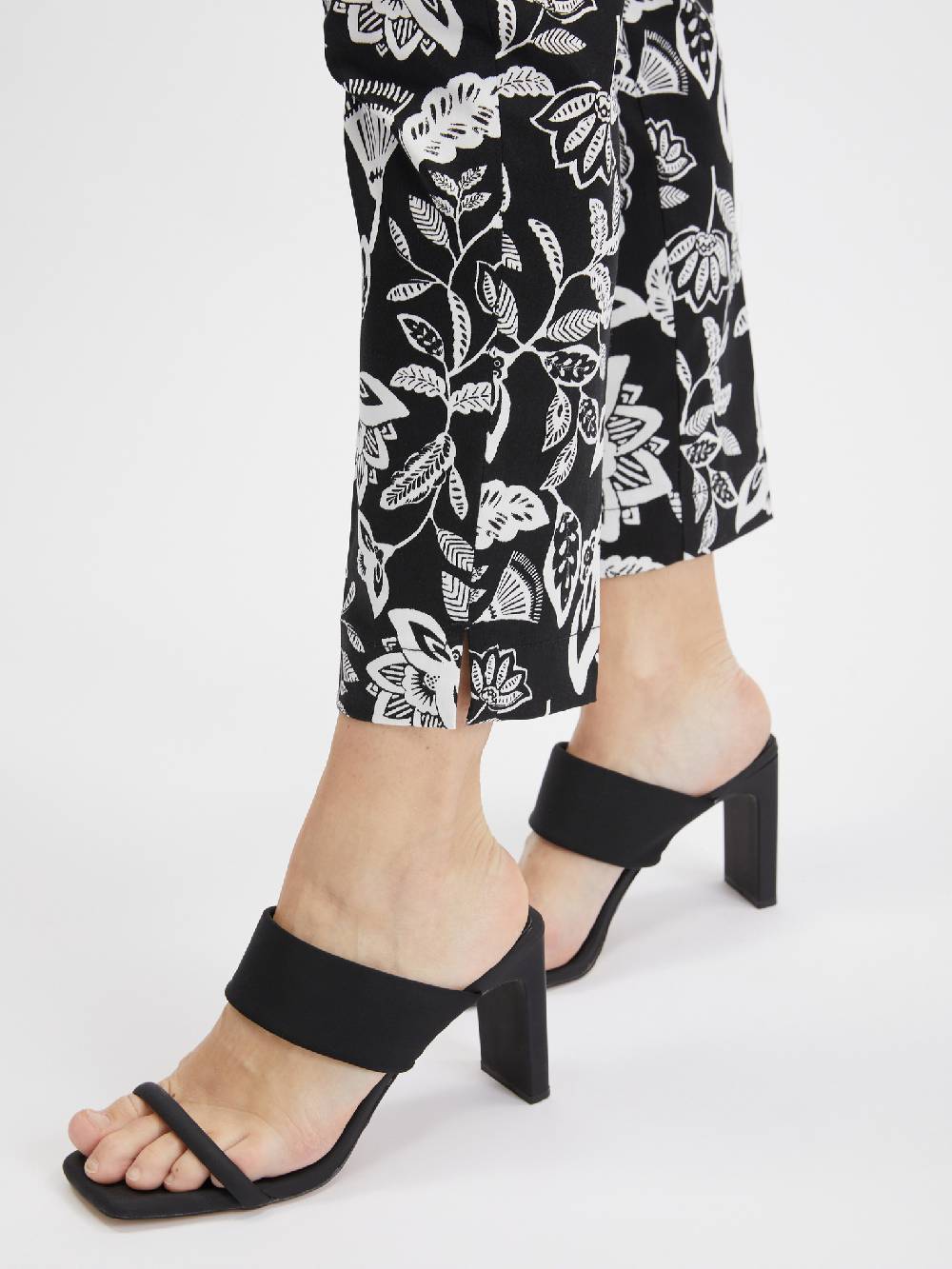 Orsay Hose