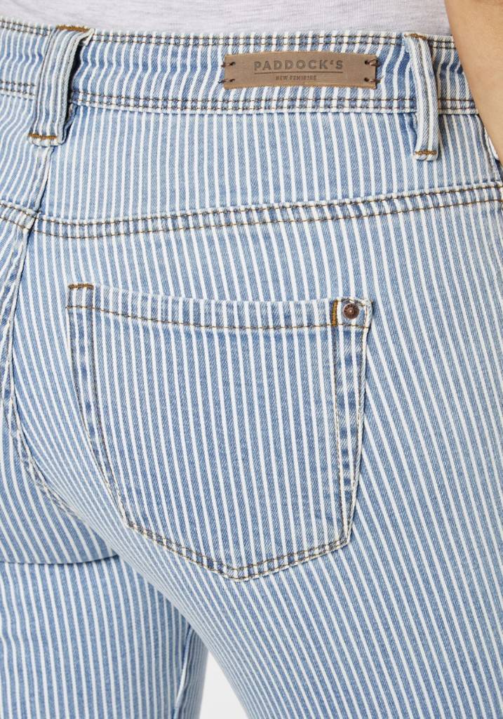 Paddocks LUCY Bermuda Schmale Passform - Light Blue Striped
