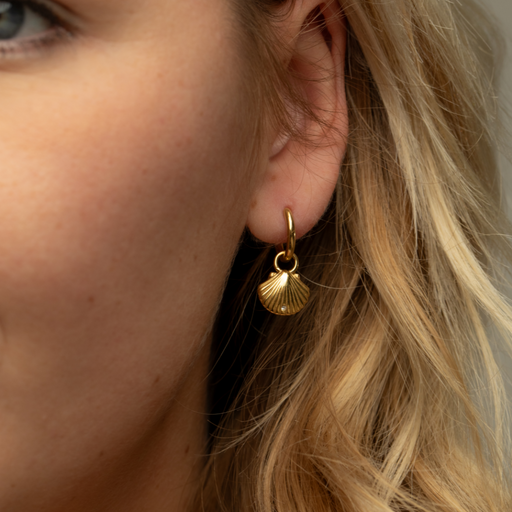 Paul Hewitt Scallop Ohrring Gold