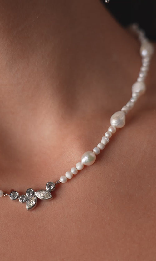 Paul Valentine Adorn Necklace