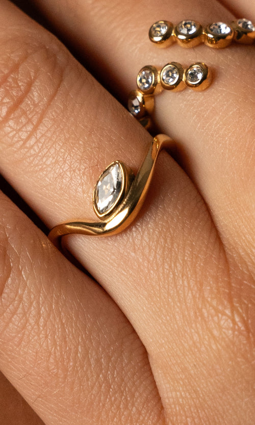 Paul Valentine Adorn Ring Marquise