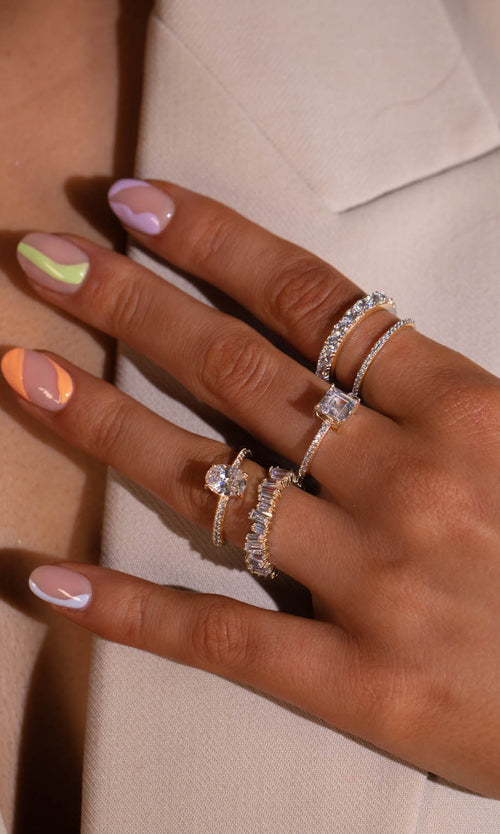 Paul Valentine Brilliant Oval Ring