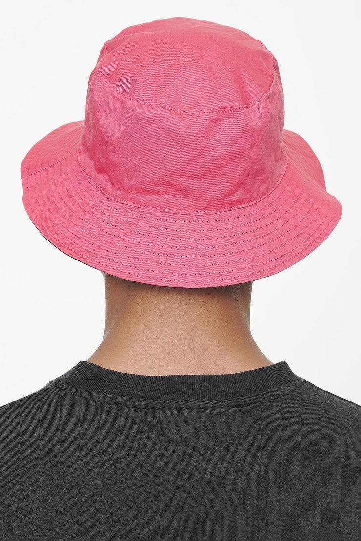 Pegador Juan Reversible Bucket Hat Black Strawberry