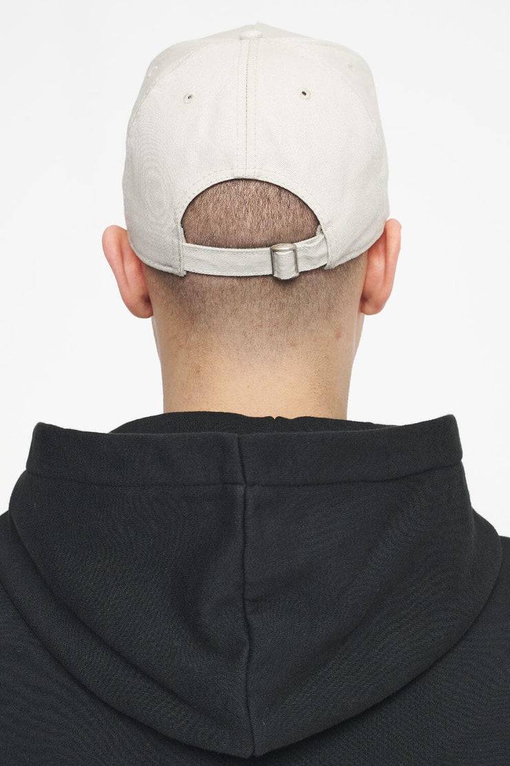 Pegador West Destroyed Cap Sand