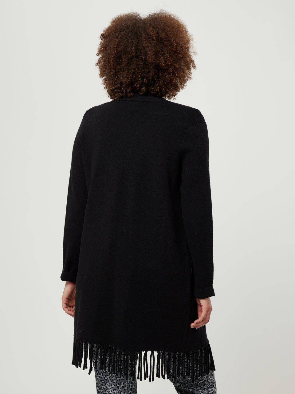 Emilia Lay Strickmantel