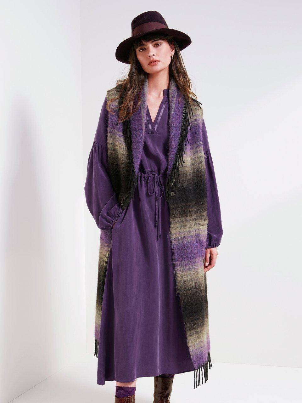 Twenty Six Peers Long-Weste