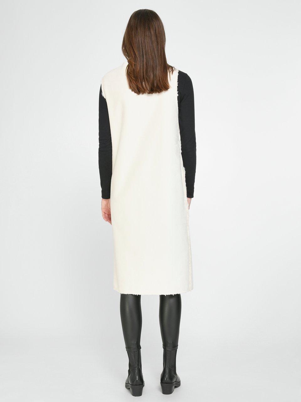 Twenty Six Peers Wende-Weste