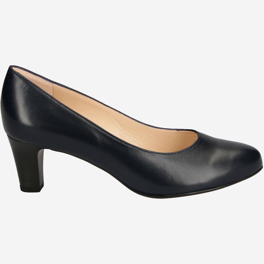 Peter Kaiser 43901 118 NIKA