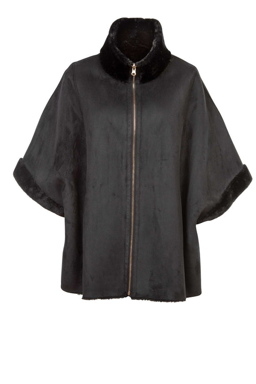 Petite M. Cape Zum Wenden In Lammfell Imitat Schwarz