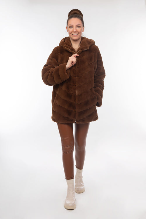 Petite M. Kunstpelz Jacke mit Reissverschluss und Kapuze