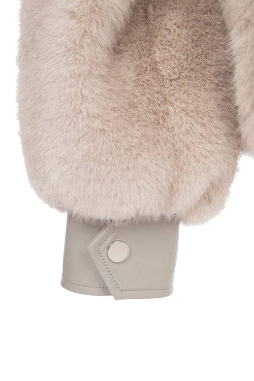 Petite M. Kunstpelz Bomberjacke In Silbergrau