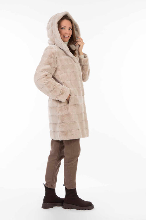 Petite M. Kunstpelz Kurzmantel Mit Kapuze Creme