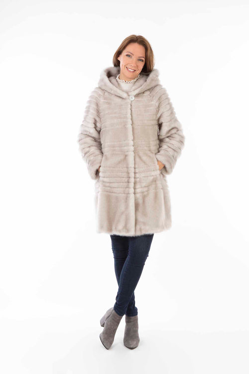 Petite M. Kunstpelzmantel In Nerzoptik Silbergrau