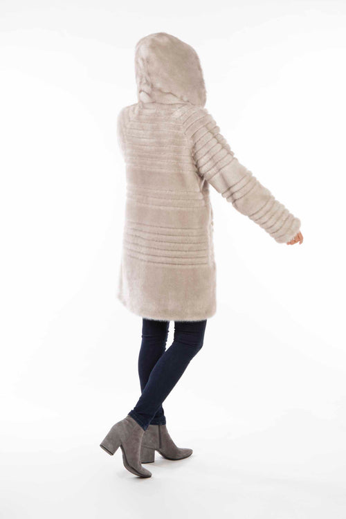 Petite M. Kunstpelzmantel In Nerzoptik Silbergrau