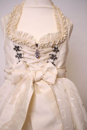 Pezzo D'oro Babydirndl,Taufkleid,Blumenstreudirndl,creme,bestickt
