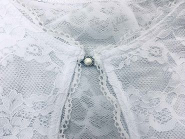 Pezzo D'oro Damenspitzenbluse Mit Tropfenausschnitt, Retro Look, Halbarm, Farbe Weiß