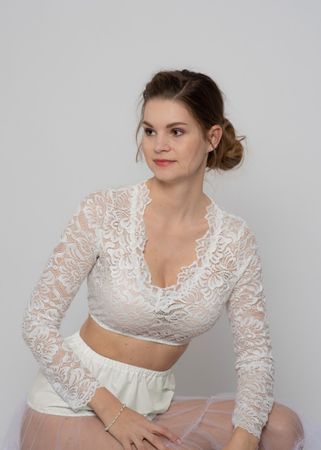 Pezzo D'oro Dirndlspitzenbluse Langarm creme, elastische Spitze