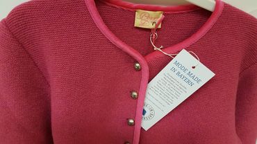 Pezzo D'oro Mädchen Trachtenjacke Aus Strick In Wolle Von Pezzo D'oro Farbe Pink