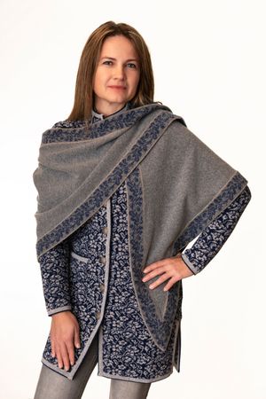 Pezzo D'oro Pezzo D'oro Dreieckstuch /Schal /Stola Aus Feinster Merinowolle, Fb.graumeliert