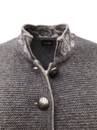 Pezzo D'oro Pezzo D'oro Strickmantel In Grau,reine Wolle, Hergestellt In Bayern, Dicker Warmer Wollmantel Für Outdoor,oder Im Büro Als Indoormantel, Edler Jacquardstrick An Den Kanten, In Bayern Produziert