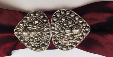 Pezzo D'oro Schürzenschließe, Herzerlspangerl auch fürs Kinderdirndl,asi